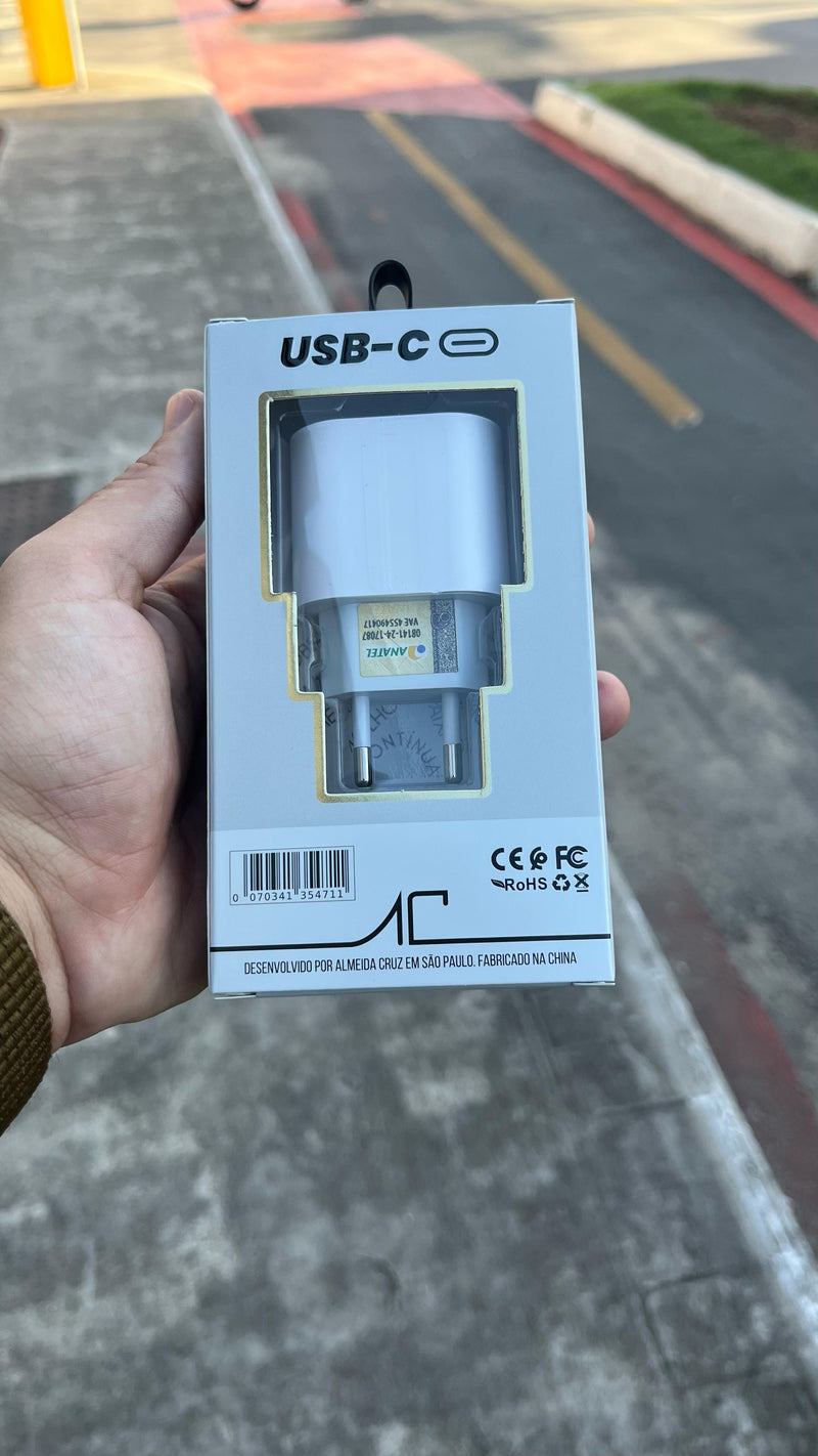 Carregador turbo de 20W de potência